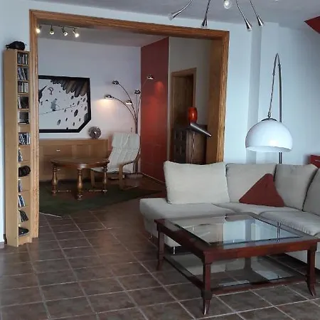 La Casa Roja 1 *